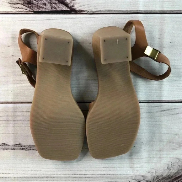 Xhilaration Tan Leather Wedge Toe Heel Sandal 7 - Picture 6 of 8